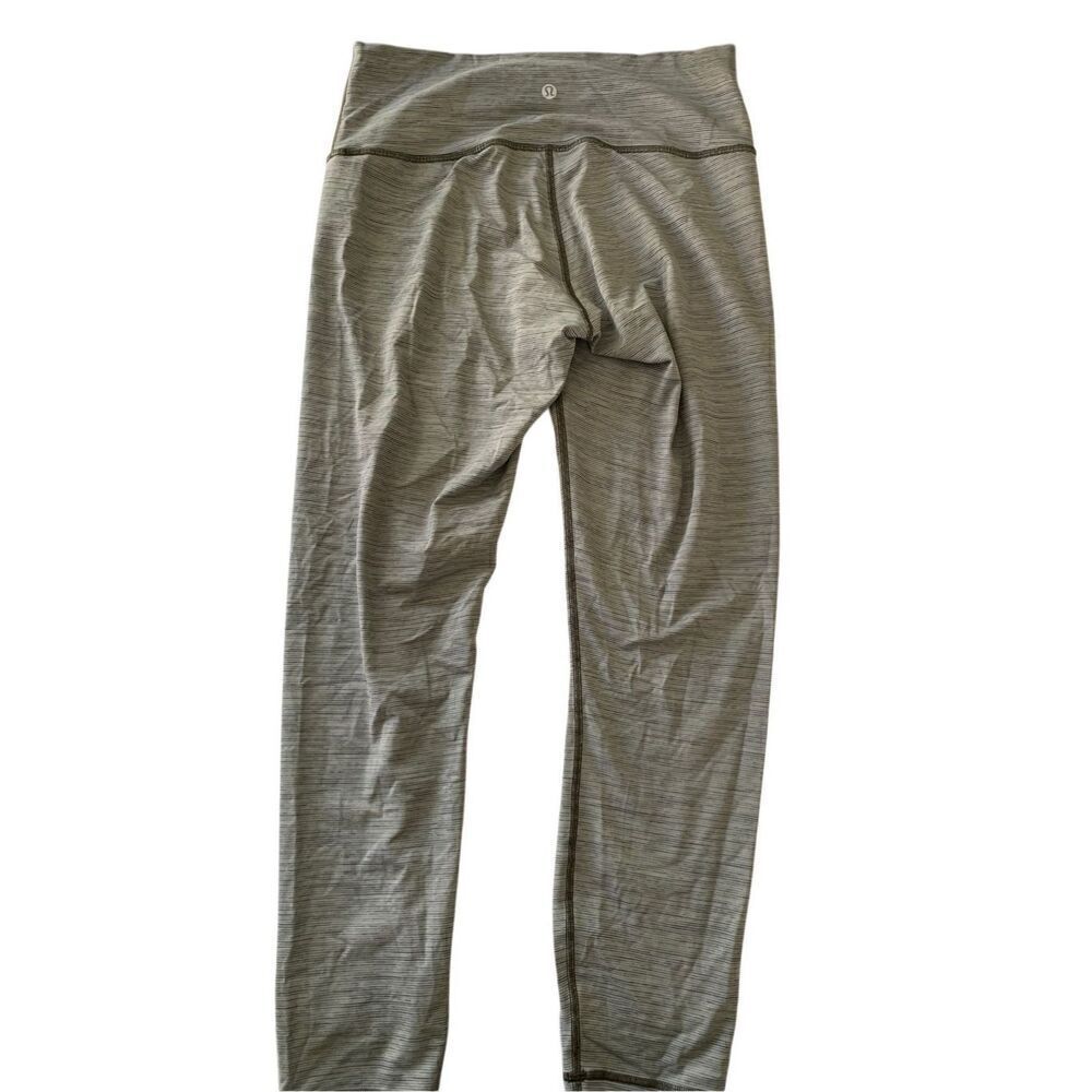 Lululemon Wunder Under High-Rise Tight 25" *Luxtreme leggings women's size 10